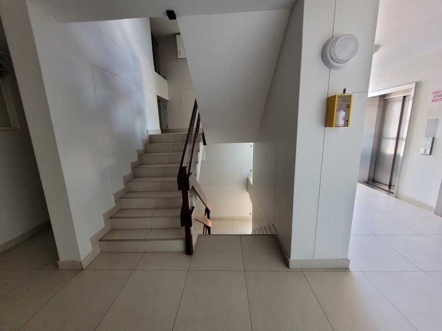 2 Bedroom Property for Sale in Summerstrand Eastern Cape